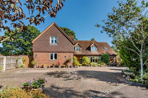 5 bedroom detached house for sale, Bath Road, Midgham, Berkshire