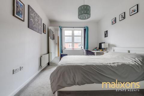 Flat 11, Carroll Court Seaton Road, Mitcham, CR4 3GL