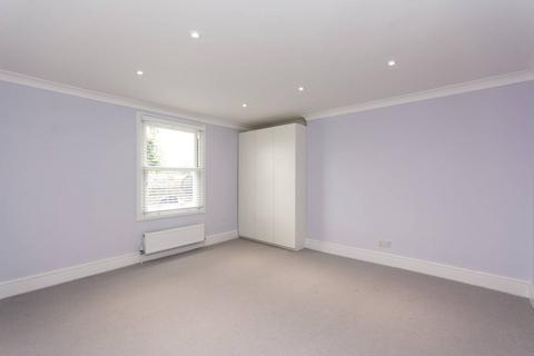 2 bedroom flat to rent, Lime Grove, Shepherd's Bush, London, W12