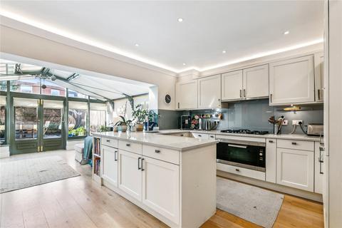 7 Wycombe Place, London, SW18 2LU