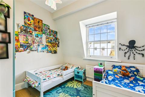 7 Wycombe Place, London, SW18 2LU