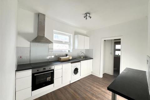 1 bedroom flat to rent, Cornwallis Road, London E17