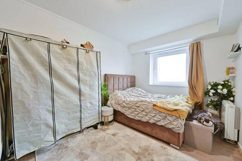 2 bedroom flat for sale, Golborne Gardens, W10, Ladbroke Grove, London, W10