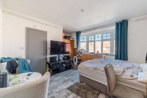 2 bedroom flat for sale, Devon Mansions, Preston Road, Harrow, HA3