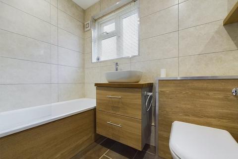 15 Bourton Road, Tuffley, Gloucester, GL4 0LD