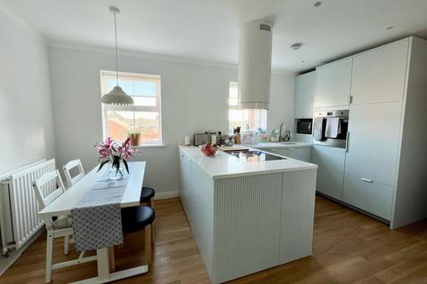 63 Bramley Hill, Ipswich, IP4 2AE