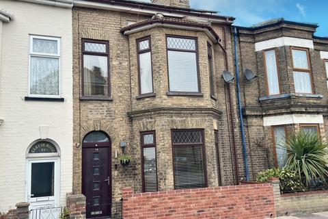 14 Carlton Road, Lowestoft, NR33 0RY