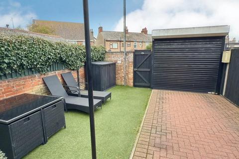 14 Carlton Road, Lowestoft, NR33 0RY