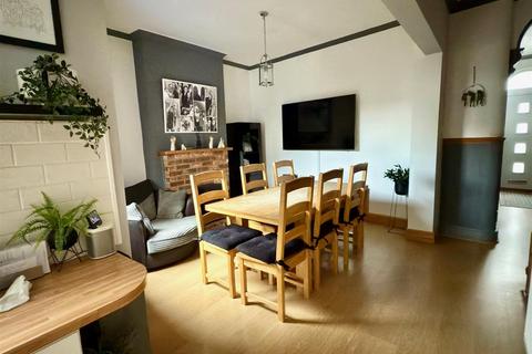 14 Carlton Road, Lowestoft, NR33 0RY