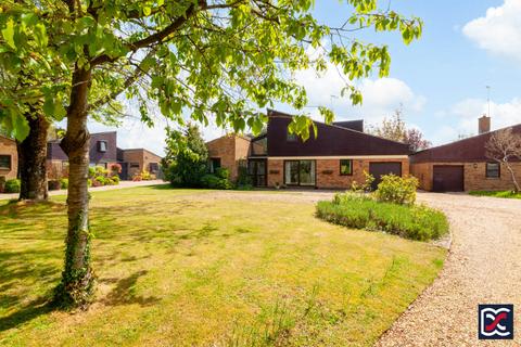 undefined, Manor Close, Charwelton NN11
