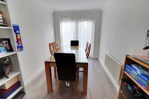 37 Amber Close, Earley, Reading, RG6 7ED