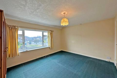 32 Calvin Close, Wombourne, Wolverhampton, WV5 0DF