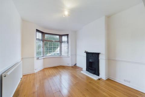 172 Chipstead Valley Road, Coulsdon, CR5 3BB