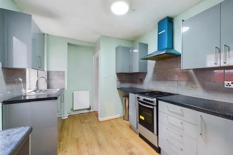 172 Chipstead Valley Road, Coulsdon, CR5 3BB