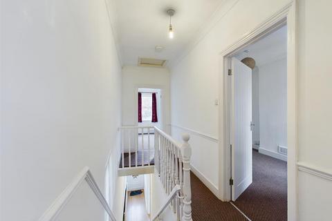 172 Chipstead Valley Road, Coulsdon, CR5 3BB