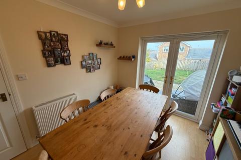 20 Cwrt Y Brenin, Ffosyffin, Aberaeron, SA46 0HU