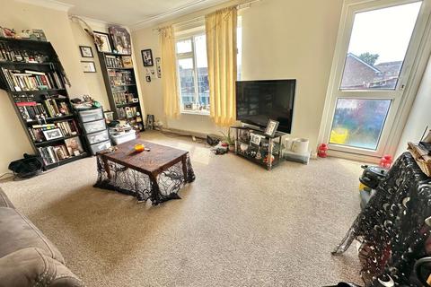 2 bedroom flat for sale, Adams Crescent, Newport TF10