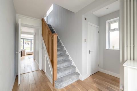 33 Priors Road, Windsor, SL4 4PD