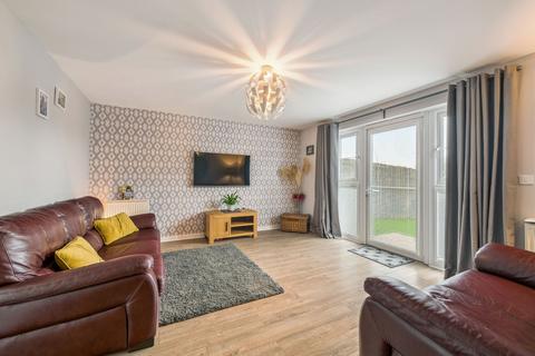8 Appleton Drive, Livingston, EH54 6FP