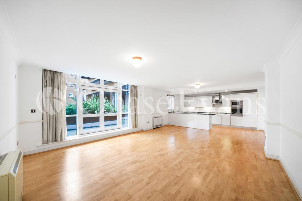 Langbourne Place, Is