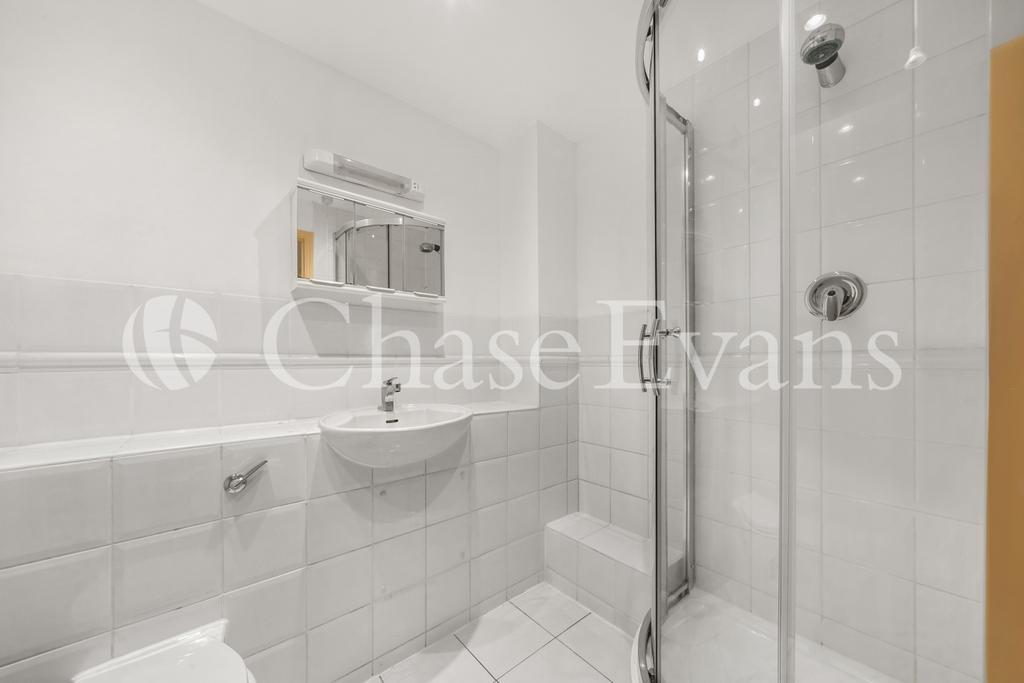 Langbourne Place, Is