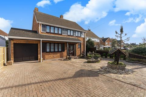 4 bedroom detached house for sale, Hithermoor Road, Staines-upon-Thames, TW19