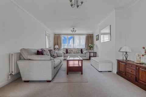 4 bedroom detached house for sale, Hithermoor Road, Staines-upon-Thames, TW19