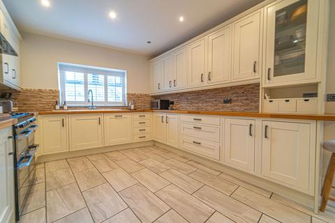 3 bedroom semi-detached house for sale, Cross Street, Caerleon, NP18