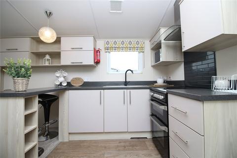 3 bedroom park home for sale, Chewton Sounds, Naish Estate, Barton On Sea, Hampshire, BH25