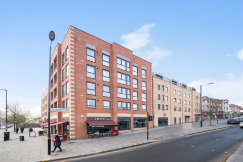 Red Lion Court, Greenford, Greater London, UB6