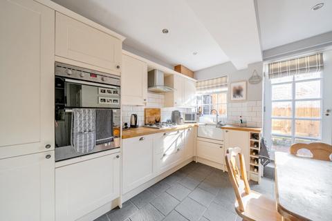 3 bedroom terraced house for sale, The Broadway, Wycombe End, Beaconsfield, HP9