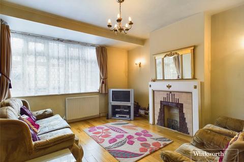 14 Manor Close, London, NW9 9HD