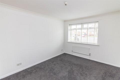 2 bedroom bungalow for sale, Greenway, Chapel Park, Newcastle Upon Tyne