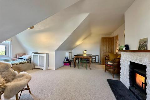 1 bedroom flat for sale, Firgrove Hill, Farnham