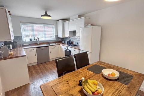 undefined, Delany Avenue, Wellesbourne