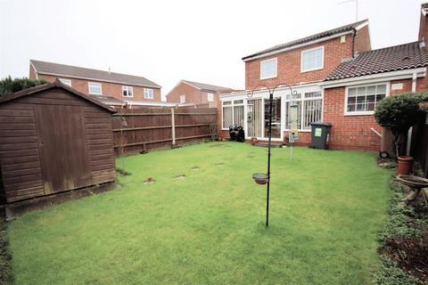 3 bedroom detached house for sale, Timworth Close, Wigmore, Luton