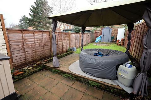 38 Cassiobridge Road, Watford, WD18 7QL