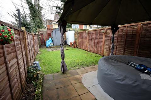 38 Cassiobridge Road, Watford, WD18 7QL