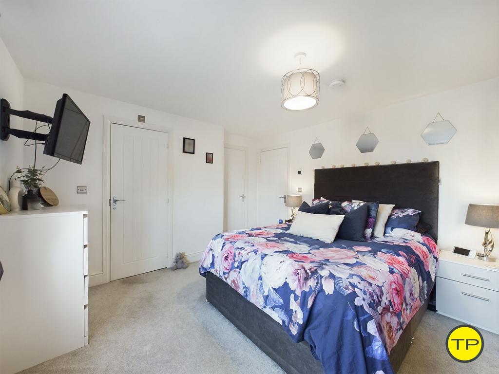 Main bedroom