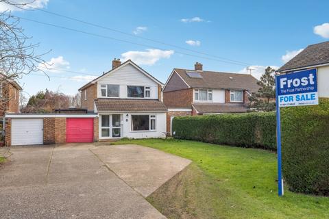 3 bedroom detached house for sale, The Warren, Chesham, Buckinghamshire, HP5