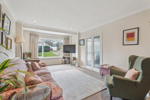 3 bedroom detached house for sale, The Warren, Chesham, Buckinghamshire, HP5