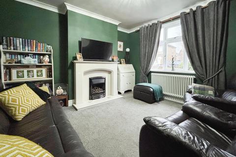23 Leafield Drive, Bradford, BD2 3RX