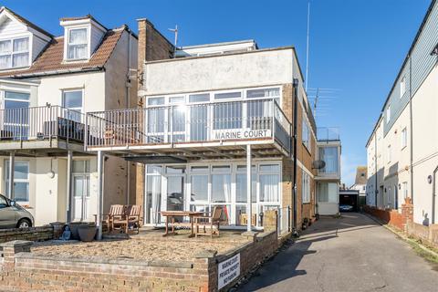 2 bedroom apartment for sale, Marine Drive West, Bognor Regis