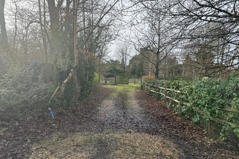 Land for sale, Perry Hill, Guildford GU3