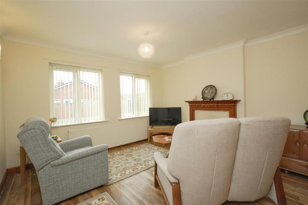 Dining Lounge