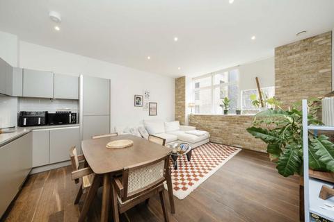 2 bedroom flat to rent, Charles Street, London N19