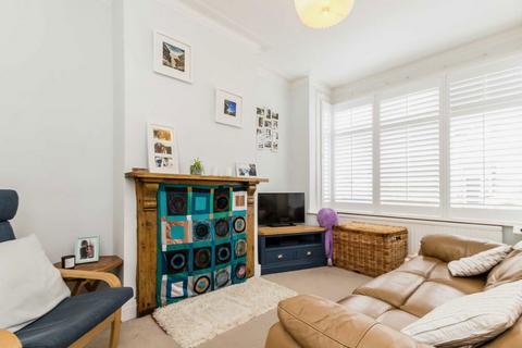 2 bedroom house to rent, Gore Road, London SW20