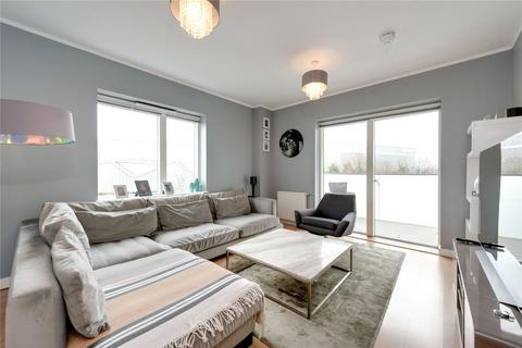 3 bedroom apartment for sale, Lakeside Drive, London NW10