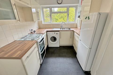 2 bedroom flat to rent, Westbourne