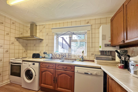 2 bedroom flat for sale, South Ruislip, HA4